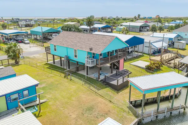 480 County Road 202, Sargent, TX 77414