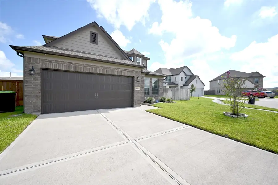 4619 Ehrlich Court, Rosenberg, TX 77471 - Image #2