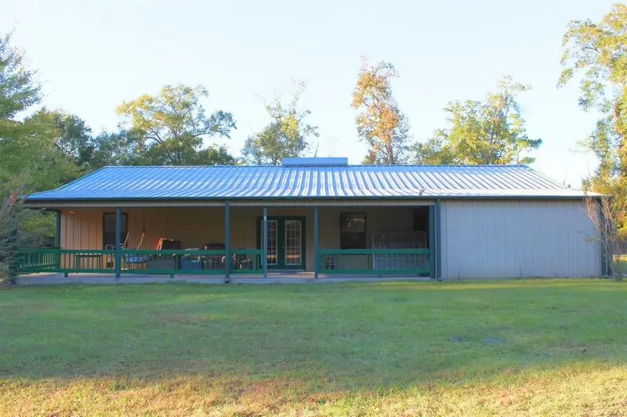 1493 Mollywood Road, Zavalla, TX 75980 - Image #2