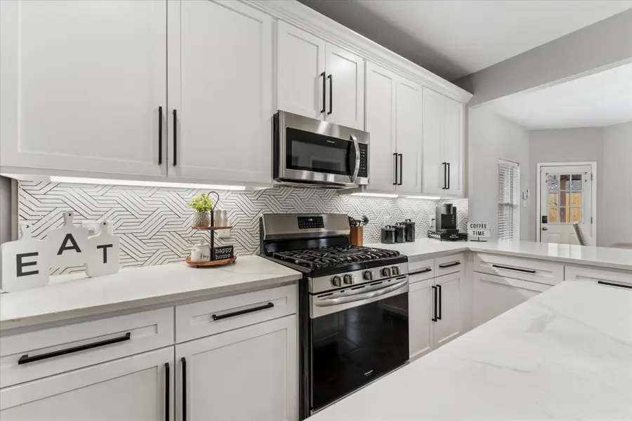 4318 Raintree Ct Court, Pasadena, TX 77505 - Image #3