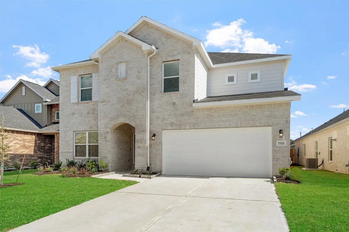 2126 Sanders Brook Drive, Baytown, TX 77521 - Image #1