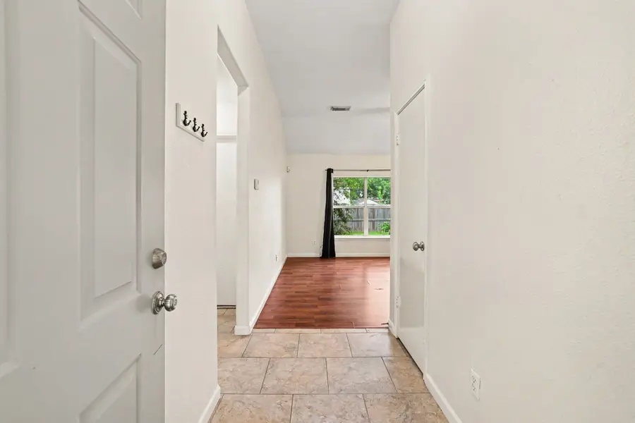 135 Kellyn Oaks Drive, Conroe, TX 77306 - #3