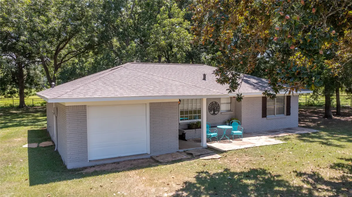209 County Road 3187, Cleveland, TX 77327 - #1