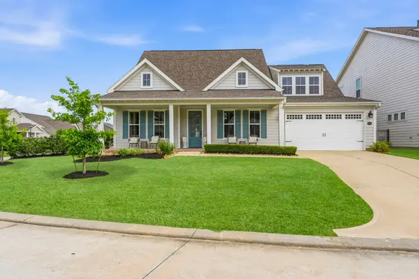 2368 Goldenglade Drive, Conroe, TX 77384