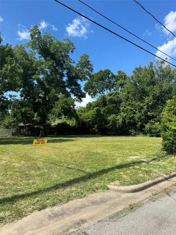 5101 Salina Street, Houston, TX 77026