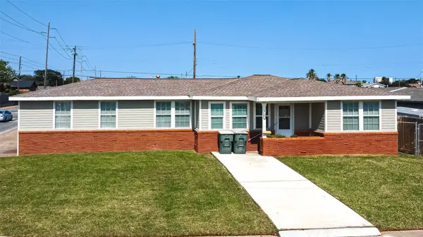 2002 Wimcrest Street, Galveston, TX 77551