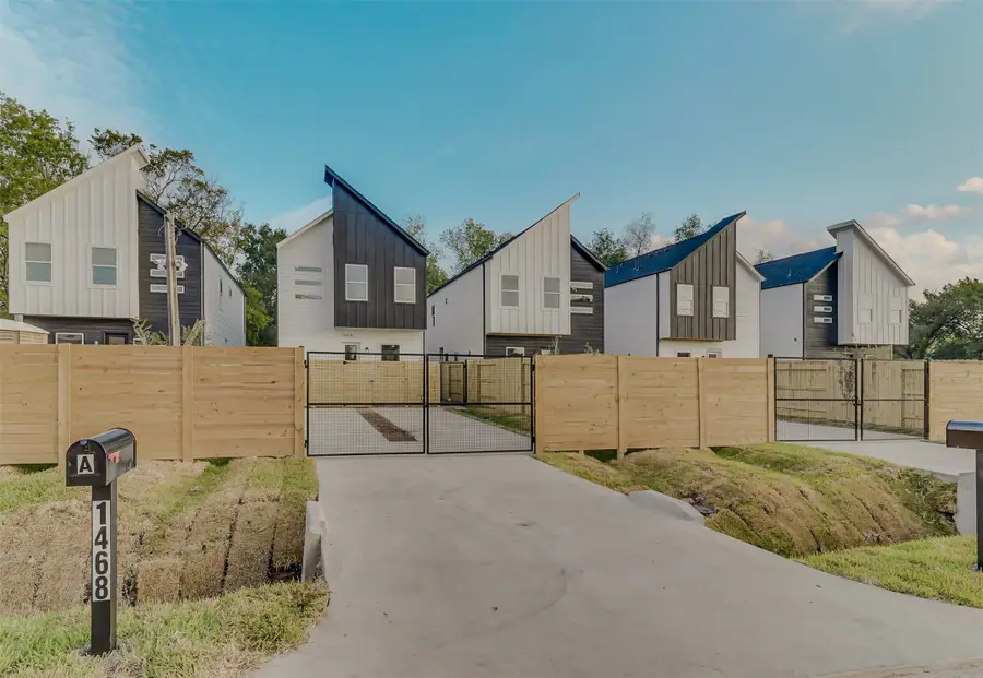 1801 Tillison Street #A/B, Houston, TX 77088 - Image #2