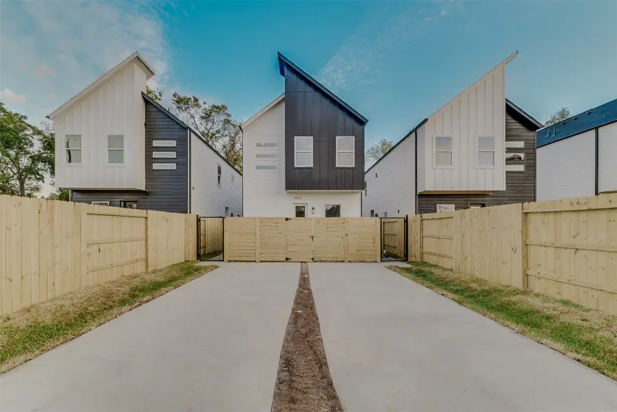 1801 Tillison Street #A/B, Houston, TX 77088 - Image #3