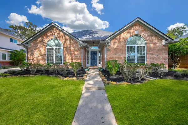 6227 Spencers Glen Way, Sugar Land, TX 77479