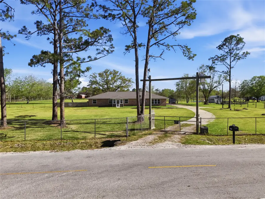 4215 County Road 182, Alvin, TX 77511 - #3