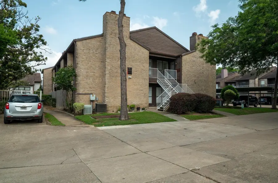 6633 W Airport Boulevard #916, Houston, TX 77035 - #3