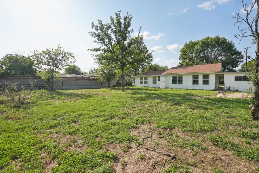 109 2nd Street, Center Point, TX 78010 - #3