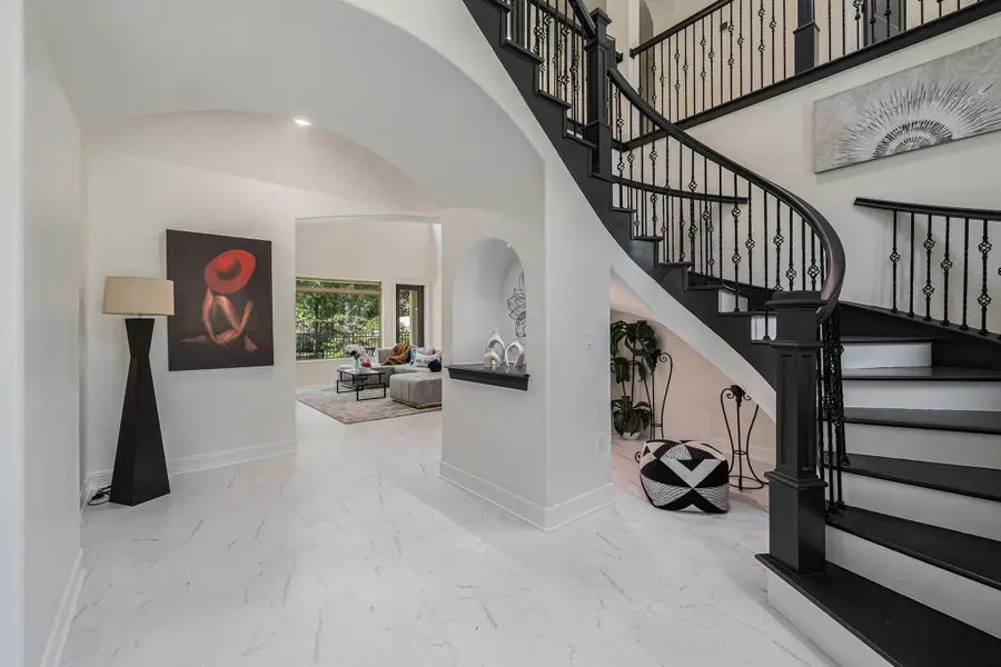 290 Apple Valley Dr, Panorama Village, TX 77304 - #3