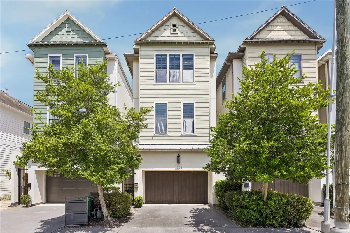 1209 W 22nd Street, Houston, TX 77008 - #1