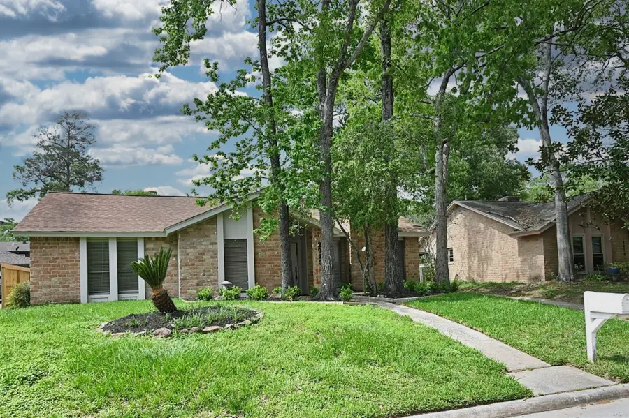 2915 Laurel Fork Drive, Kingwood, TX 77339 - Image #2