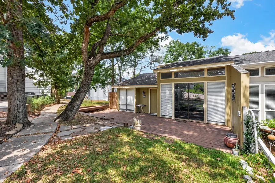 12 April Village, Conroe, TX 77356 - #2