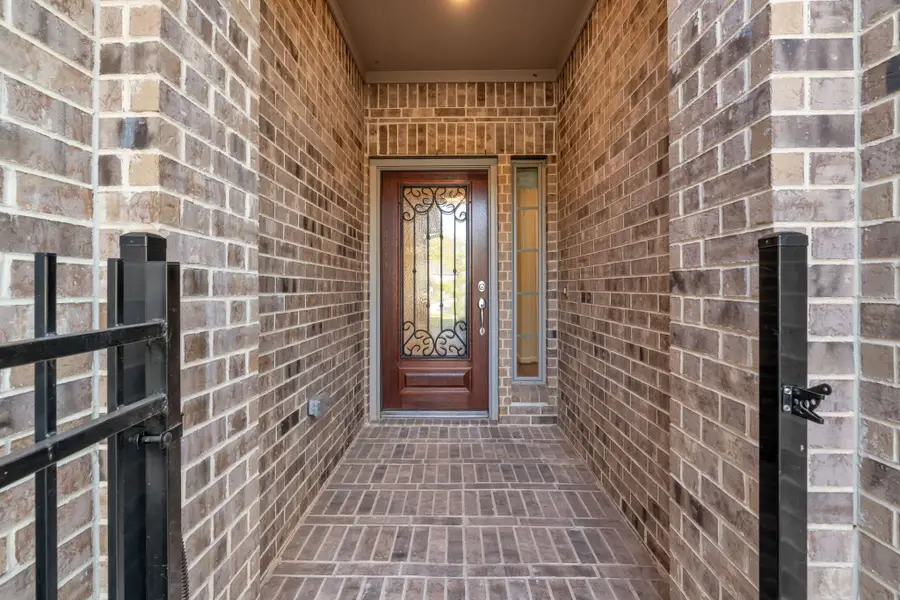 214 N Wild Petunia Trail, Montgomery, TX 77316 - Image #2