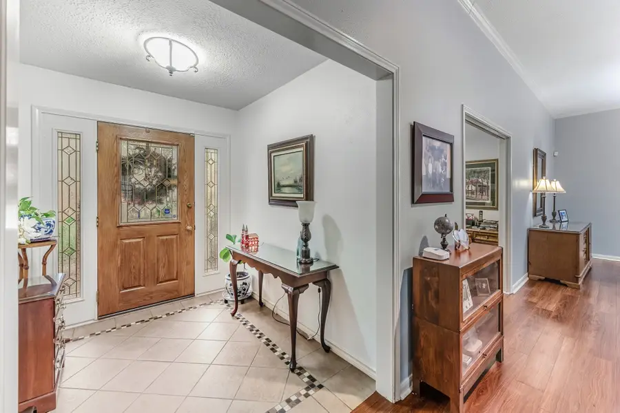 2004 E Lake Drive, Huntsville, TX 77340 - #3