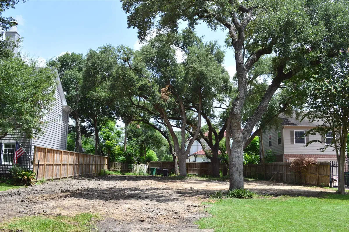 2426 Glen Haven Boulevard, Houston, TX 77030 - #1
