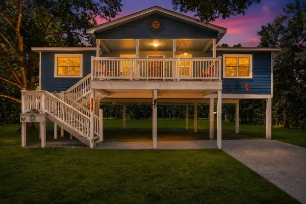 29827 Shady Brook Ln, Magnolia, TX 77355