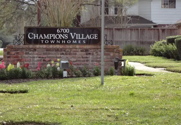 6700 Richardson Road #204, Houston, TX 77069