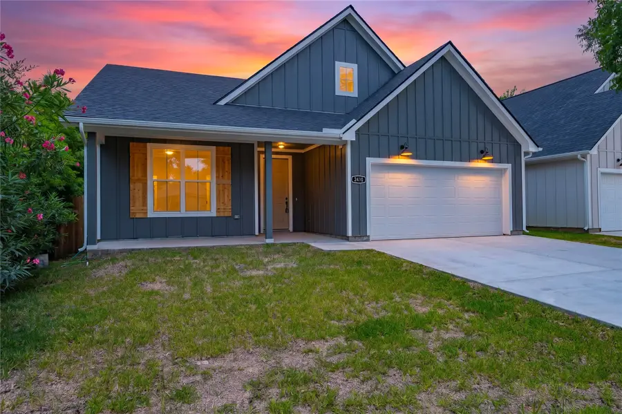 2410 28th Ave N, Texas City, TX 77590 - #2