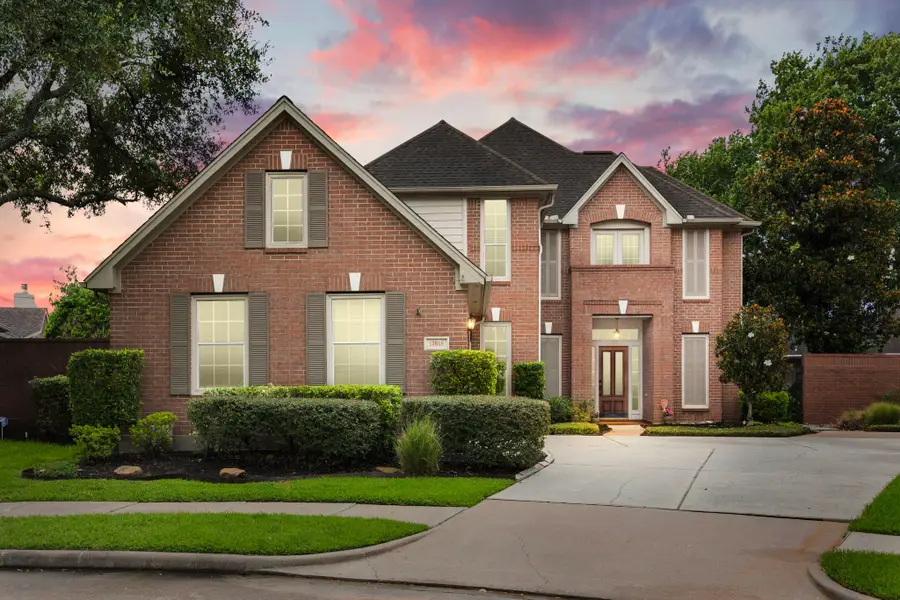 13818 Senca Park Dirve Drive, Houston, TX 77077 - Image #2