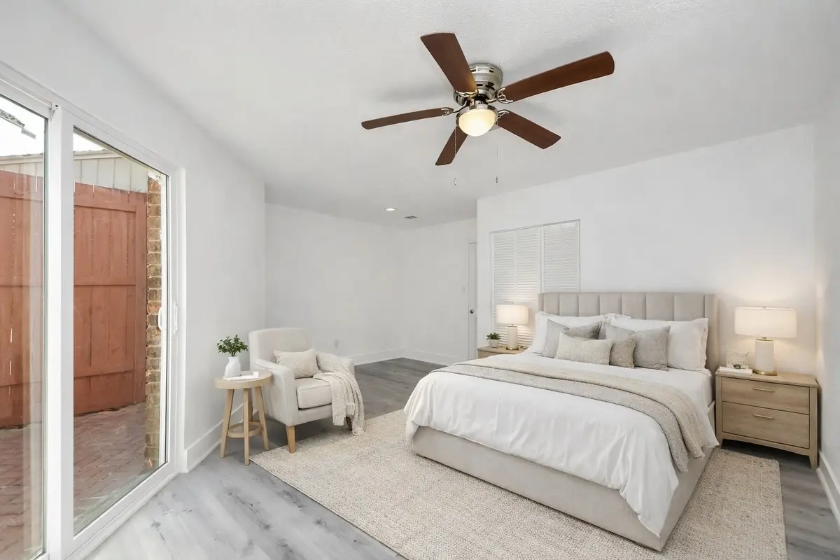 1014 Graham Drive #B4, Tomball, TX 77375 - #1