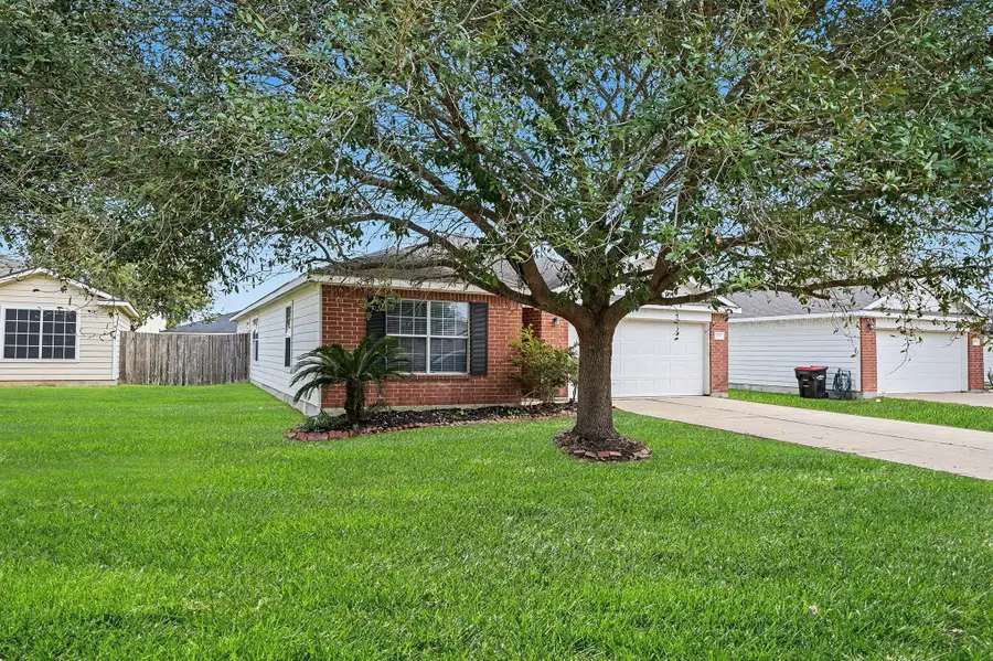 7211 Nettle Springs Court, Richmond, TX 77469 - Image #2