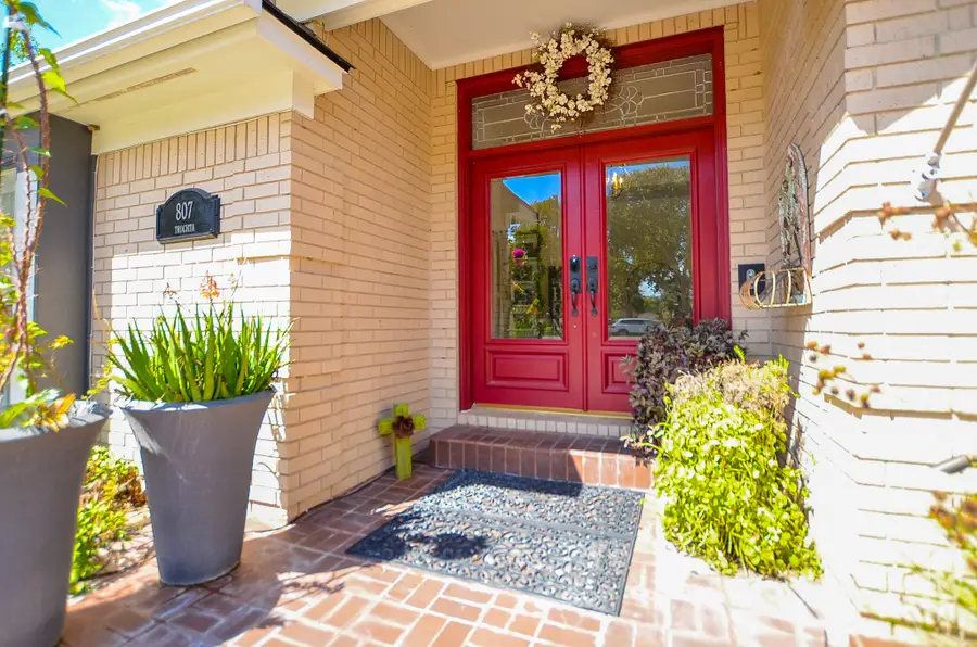 807 Trochta Street, El Campo, TX 77437 - #3