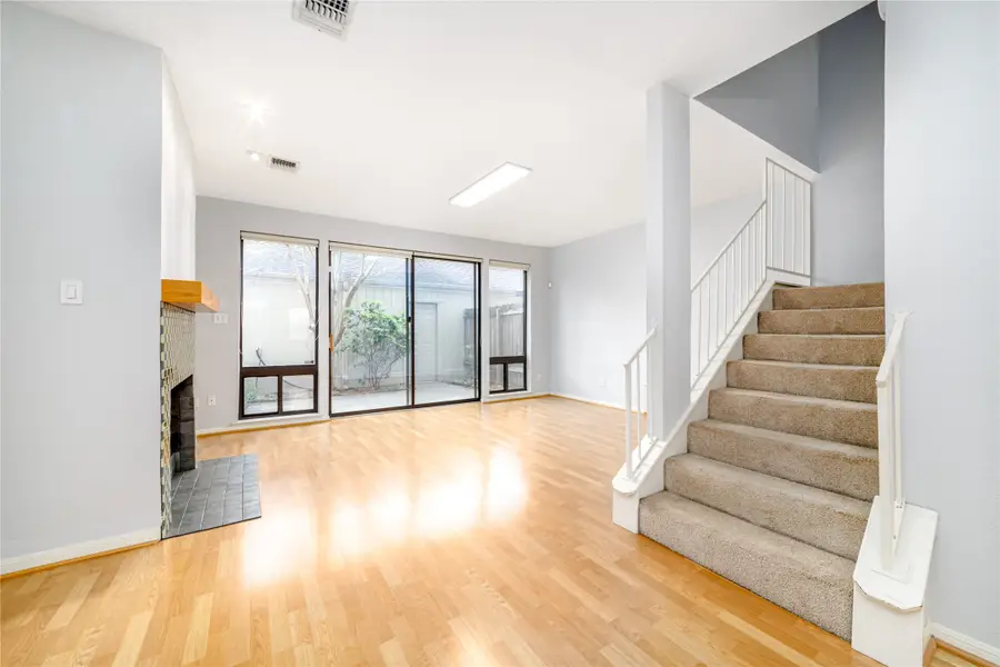 7505 Memorial Woods Drive #23, Houston, TX 77024 - #3