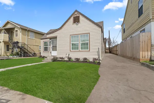 2817 Winbern Street, Houston, TX 77004