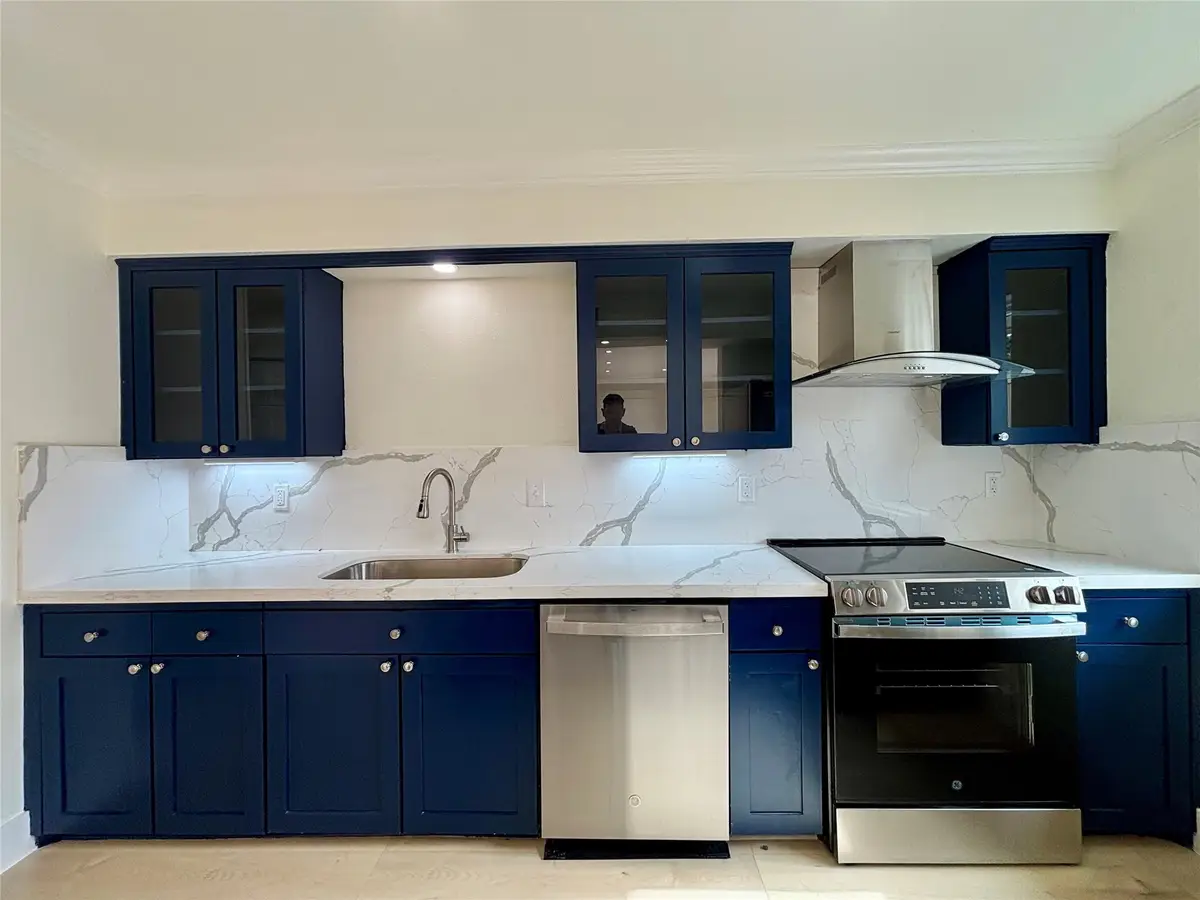 5805 Valley Forge Drive #96, Houston, TX 77057 - Image #1