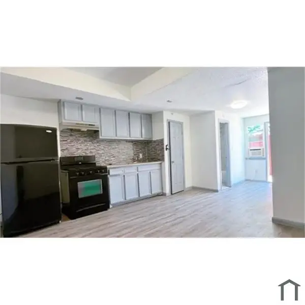 6101 Hirsch Road, Houston, TX 77026