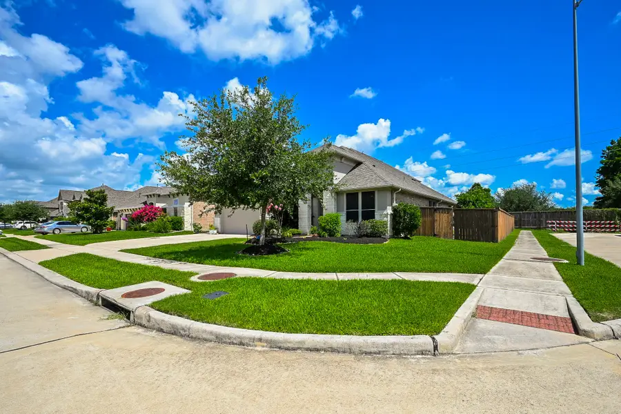 20202 Sienna Bluff Drive, Cypress, TX 77433 - Image #3