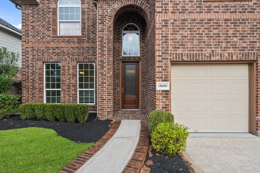 18450 W Laura Shore Drive, Cypress, TX 77433 - Image #3