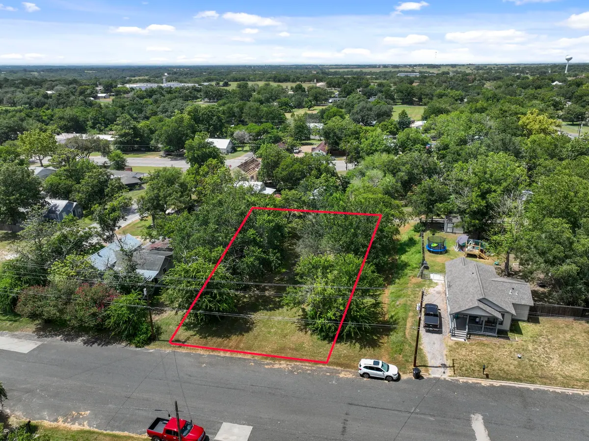 1015 Anderson Street, Schulenburg, TX 78956 - #1