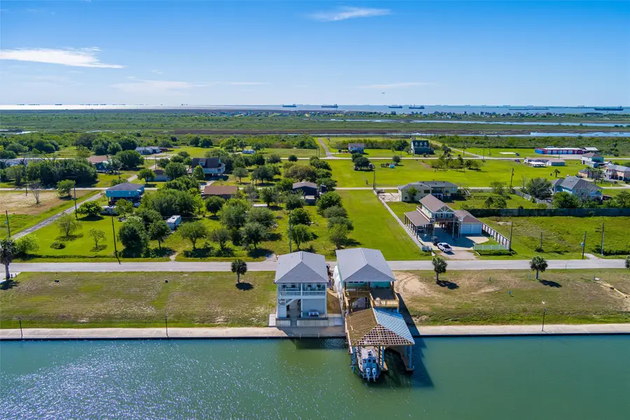 2005 Nelson Street, Port Bolivar, TX 77650 - #3