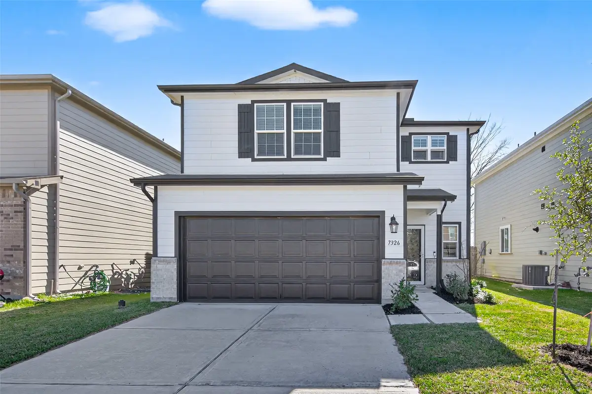 7326 Madison Commons Lane, Houston, TX 77075 - Image #1