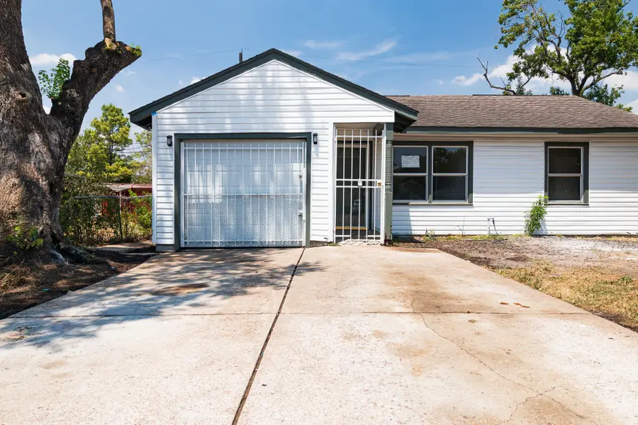 5505 Malmedy Road, Houston, TX 77033 - #2