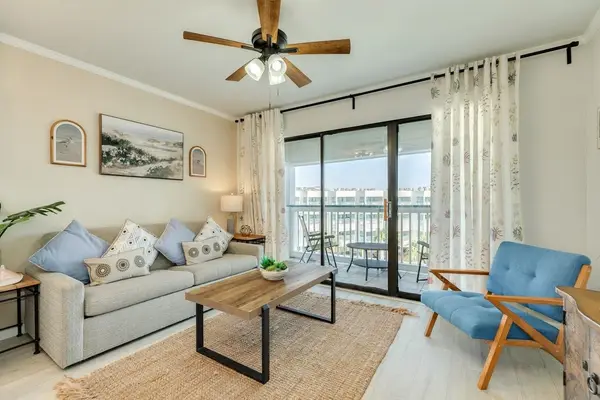 6102 Seawall Blvd #373, Galveston, TX 77551