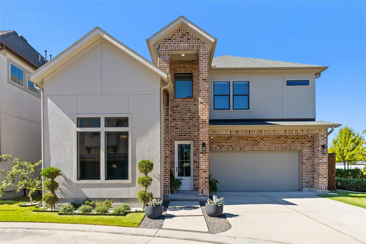 5121 E Lacey Garden Loop, Houston, TX 77018 - Image #1