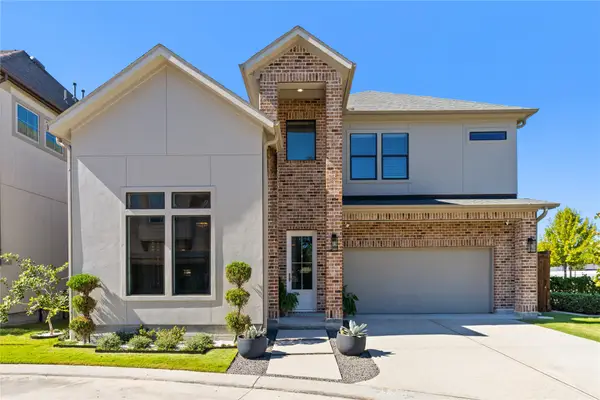 5121 E Lacey Garden Loop, Houston, TX 77018