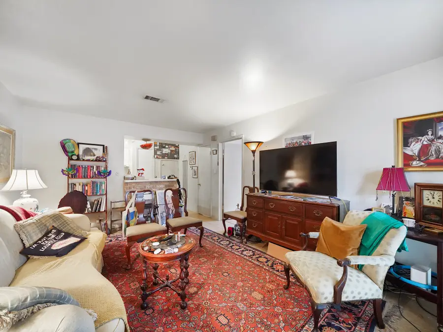 815 Wax Myrtle Lane #A, Houston, TX 77079 - #3