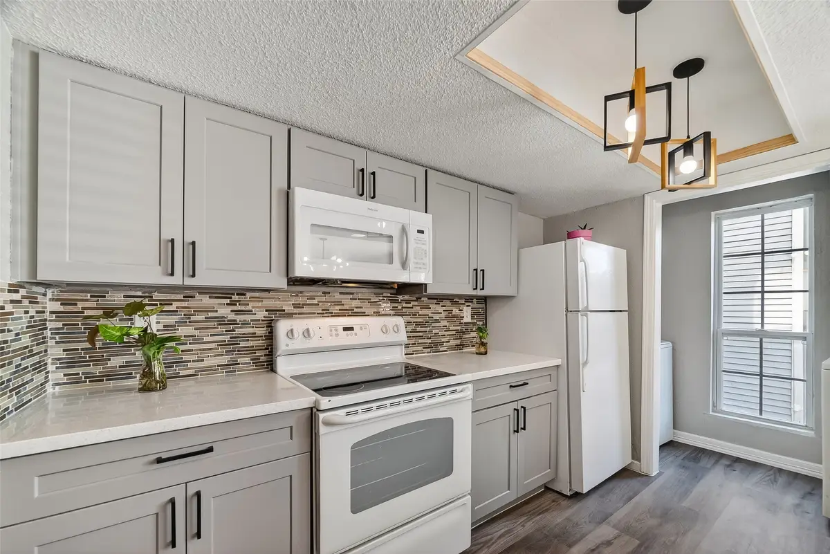 781 Country Place Drive #2054, Houston, TX 77079 - Image #1