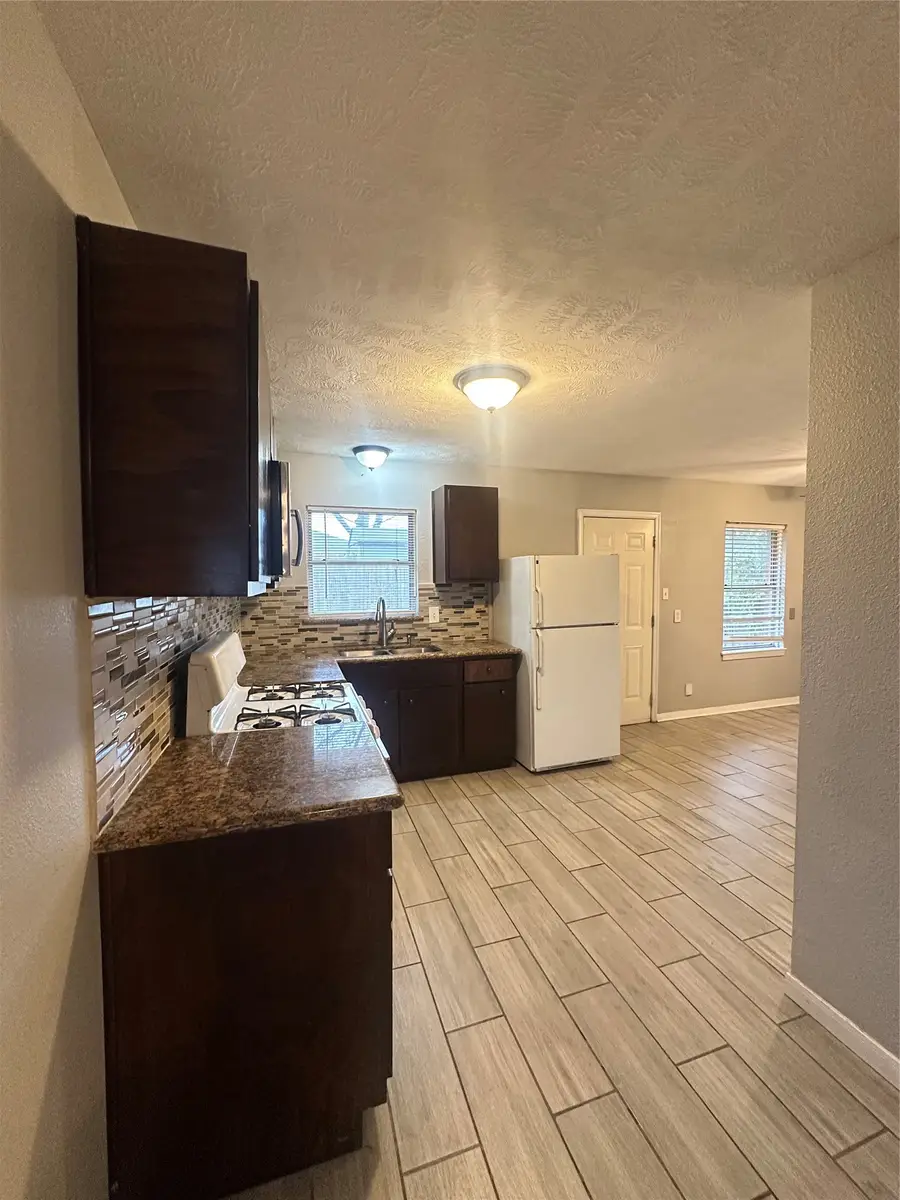 1708 Effie Lane, Pasadena, TX 77502 - Image #3