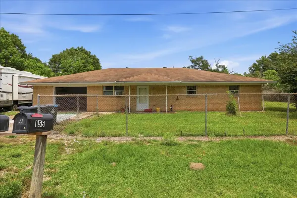 150 Gary Street, Bridge City, TX 77611