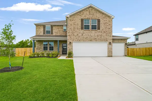 11502 Youngquist Drive, Mont Belvieu, TX 77535