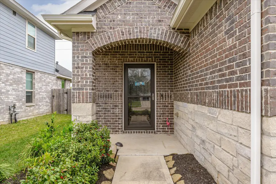 31634 Heguy Pass, Fulshear, TX 77441 - Image #3