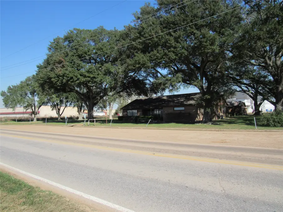 2119 Woods Road, Brookshire, TX 77423 - #3